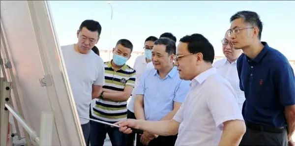 5da57a64fd4f4c52aee89a7bfbe82261.jpg 640.jpg